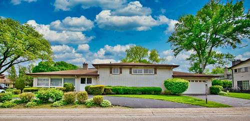 4351 W Chase, Lincolnwood, IL 60712