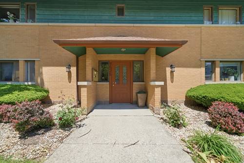 7525 Adams Unit 1W, Forest Park, IL 60130