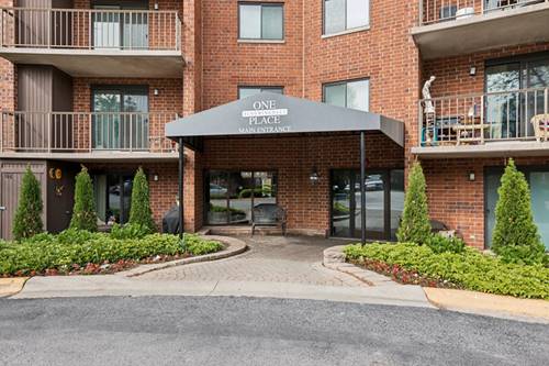 1 Bloomingdale Unit 220, Bloomingdale, IL 60108