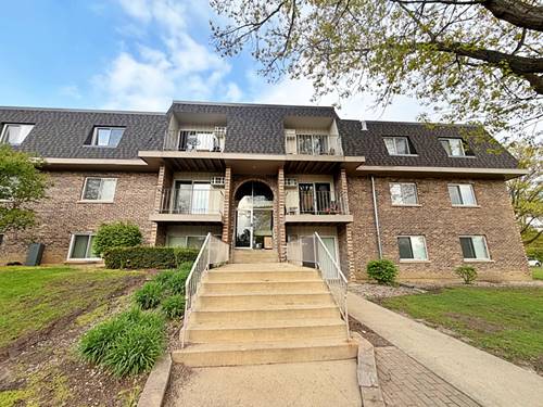 841 Blossom Unit 203, Prospect Heights, IL 60070