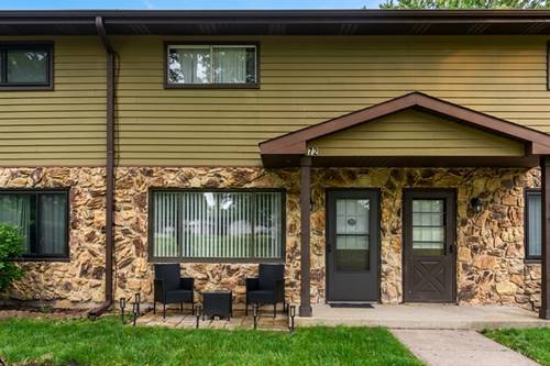 72 S Ruga, Addison, IL 60101