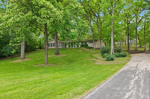 61 Timberlake, Barrington, IL 60010