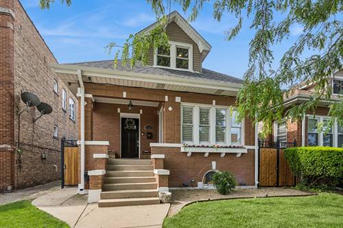 5305 W Addison, Chicago, IL 60641