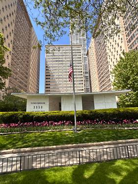 3950 N Lake Shore Unit 1207, Chicago, IL 60613