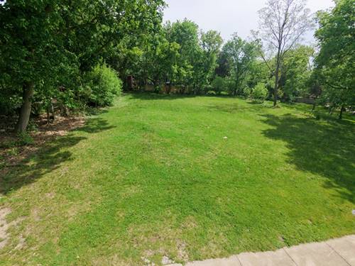 410 Barrington, East Dundee, IL 60118