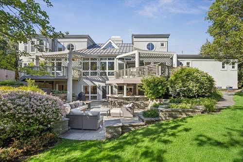 125 Circle Ridge, Burr Ridge, IL 60527