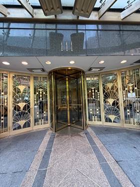 111 E Chestnut Unit 2A-6, Chicago, IL 60611