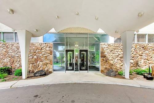 151 N Kenilworth Unit 2G, Oak Park, IL 60301