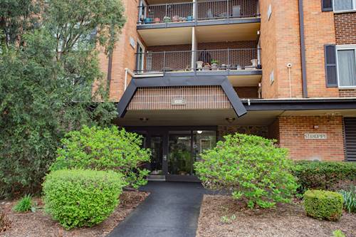 1217 S Old Wilke Unit 201, Arlington Heights, IL 60005