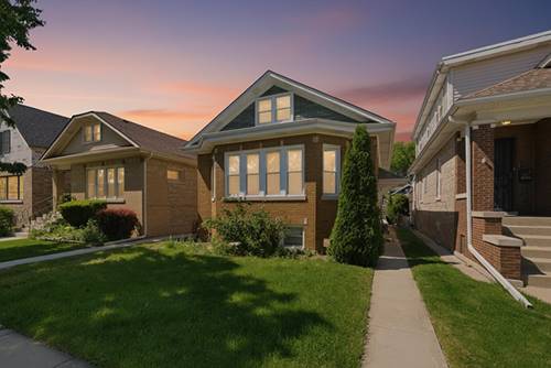 6126 W Roscoe, Chicago, IL 60634