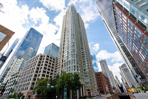 345 N Lasalle Unit 4406, Chicago, IL 60654