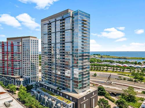1901 S Calumet Unit 1703, Chicago, IL 60616