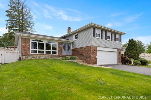 345 Hillcrest, Lombard, IL 60148
