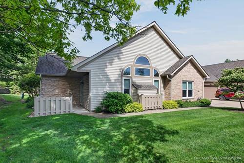 171 Canterbury Unit 171, Bloomingdale, IL 60108