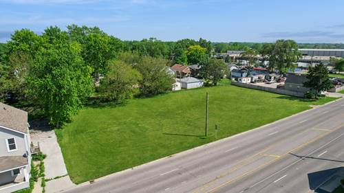 920 S Lake, Aurora, IL 60506