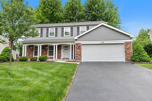 209 Briarheath, Naperville, IL 60565