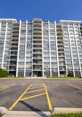 8809 W Golf Unit 11F, Niles, IL 60714