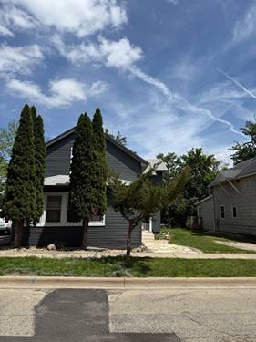 204 Iowa, Joliet, IL 60433