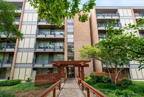 6010 Oakwood Unit 6A, Lisle, IL 60532