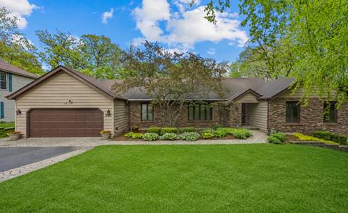 655 Oakview, Algonquin, IL 60102