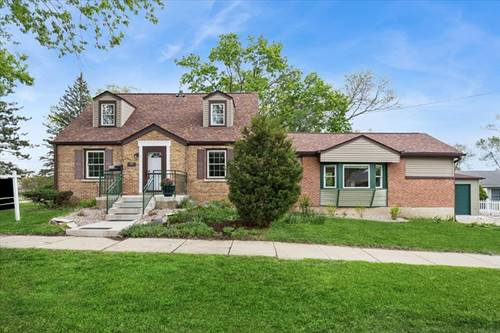 1118 Manchester, Wheaton, IL 60187