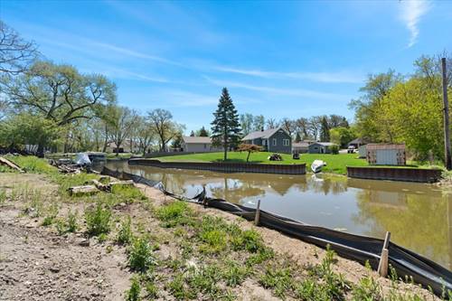 39457 N Forest, Antioch, IL 60002