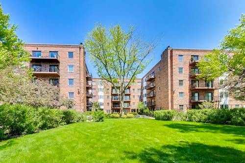 1501 Oak Unit 504, Evanston, IL 60201