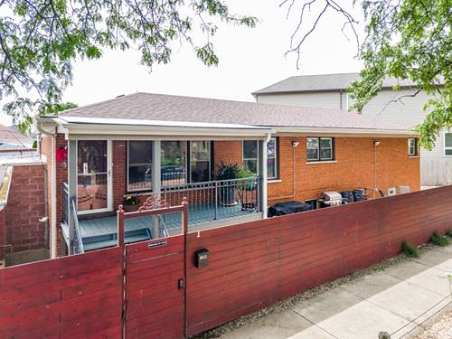 4653 N Kennicott, Chicago, IL 60630