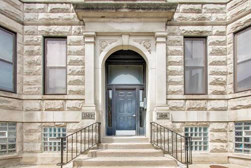 1050 W Foster Unit F, Chicago, IL 60640