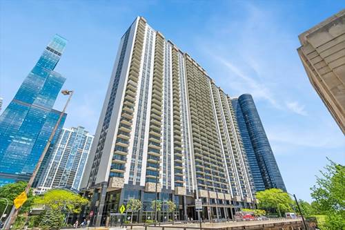 400 E Randolph Unit 1518, Chicago, IL 60601