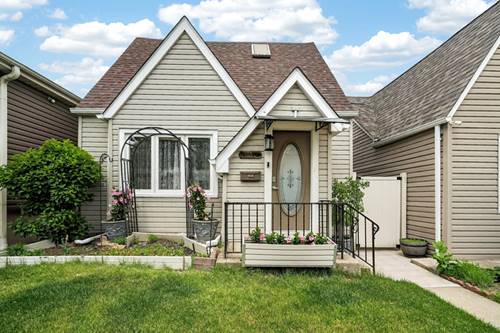 6602 W Montrose, Harwood Heights, IL 60706