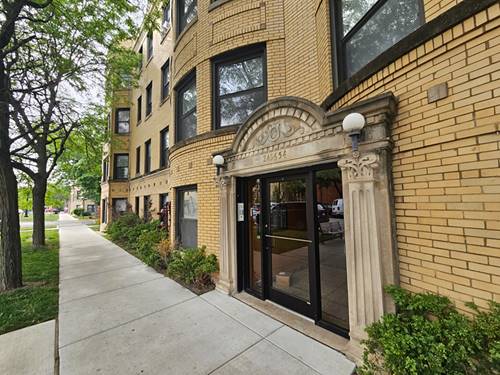 2454 W Catalpa Unit 2, Chicago, IL 60625