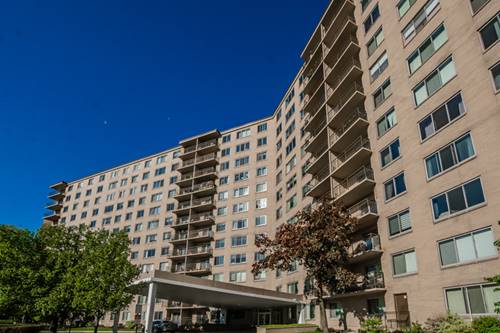 6933 N Kedzie Unit 615, Chicago, IL 60645