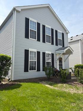 1066 Four Seasons, Aurora, IL 60504