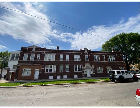 4035 S Richmond, Chicago, IL 60632