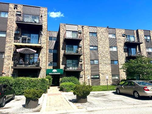 8970 N Parkside Unit 416, Des Plaines, IL 60016