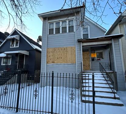 722 N Laramie, Chicago, IL 60644