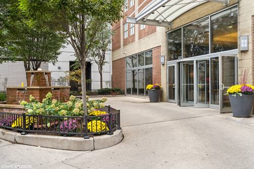 645 N Kingsbury Unit 1703, Chicago, IL 60654