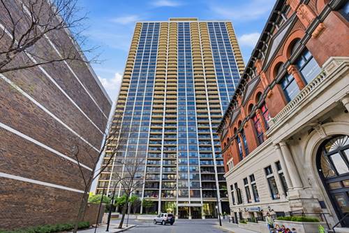 1560 N Sandburg Unit 1405, Chicago, IL 60610
