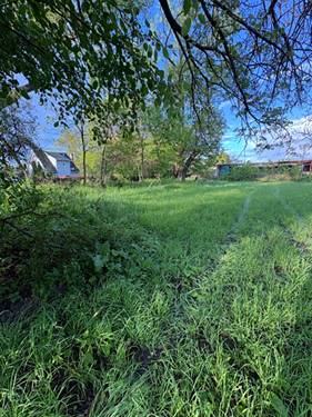 13523 S Sawyer, Robbins, IL 60472