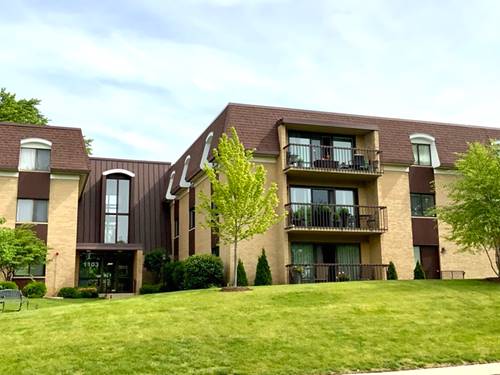 1103 N Mill Unit 109, Naperville, IL 60563