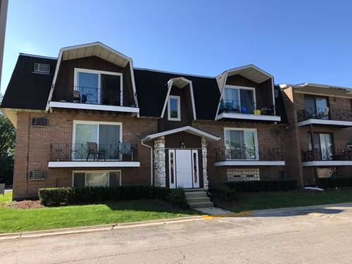 49 W 66th Unit 2, Westmont, IL 60559