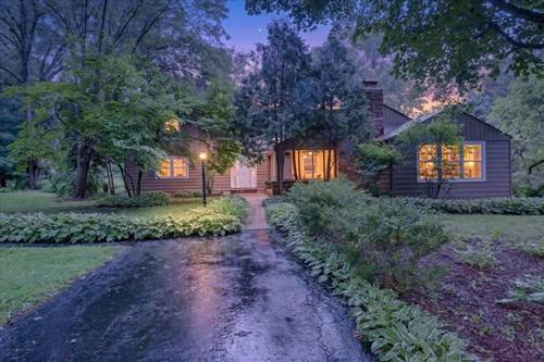 393 Warwick, Lakewood, IL 60014