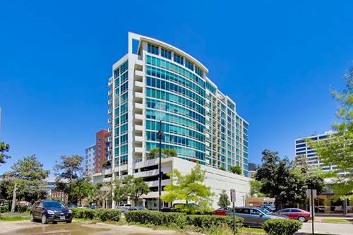 1570 Elmwood Unit 909, Evanston, IL 60201