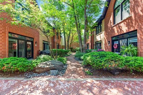 1801 W Diversey Unit 14, Chicago, IL 60614