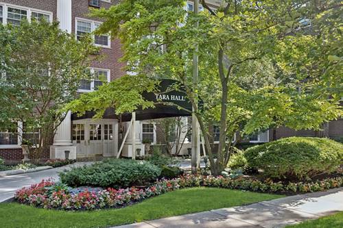 1025 Randolph Unit 112, Oak Park, IL 60302