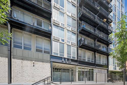 450 W Briar Unit 9C, Chicago, IL 60657