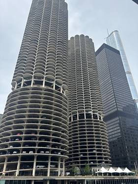 300 N State Unit 3601, Chicago, IL 60654