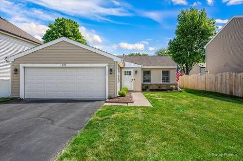575 Rodenburg, Roselle, IL 60172