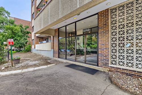 9242 Gross Point Unit 107, Skokie, IL 60077